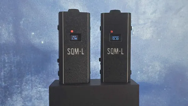 Dwa mierniki jakości nieba SQM-L